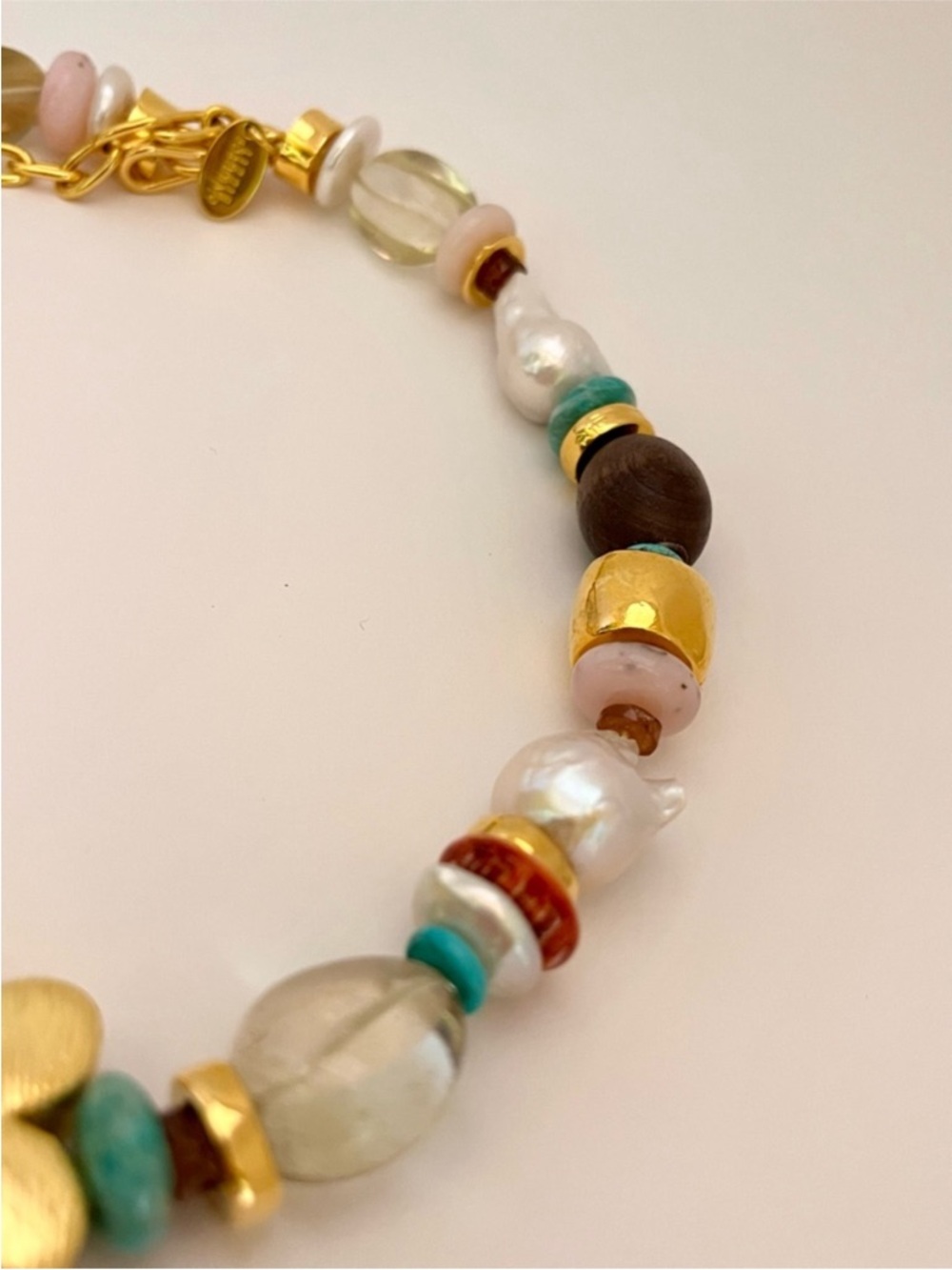 LIZZIE FORTUNATO Women's Mistflower Necklace In Apple - Picture 4 of 9